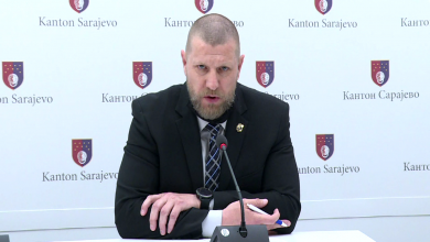 Photo of Jusko: U sukobu migranata u kampu u Blažuju povrijeđeno je 20 osoba