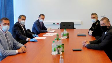 Photo of Jusko i Selimović posjetili Službu za poslove sa strancima
