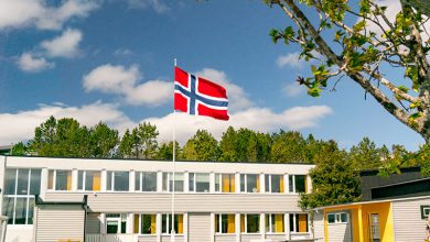 Photo of Norveška ponovo otvorila škole, frizerske i ostale salone