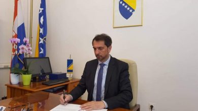 Photo of Čavara potpisao Ukaz o proglašenju Zakona o ublažavanju negativnih posljedica