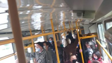 Photo of Tramvaji puni građana, mjere se teško mogu poštovati