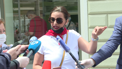 Photo of Sarajka na protestnoj šetnji o komentatorima na društvenim mrežama
