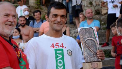 Photo of Vedad Bašić i Igor Kazić pobjednici 454. skokova sa Starog mosta