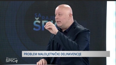 Photo of Letić za TVSA: Roditelji nisu u multimedijalnom rangu sa svojom djecom