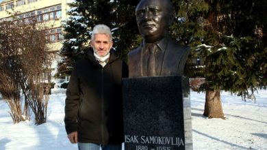Photo of Ponovo postavljena bista Isaka Samokovlije, otuđena prije pet godina