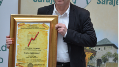 Photo of Načelnik na kafi sa novinarima: Nagrada za životno djelo je rezultat rada prepoznat od strane građana