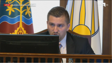 Photo of TVSA/VIDEO/Na gradskom vijeću povučena odluka o zakupu Vidikovca