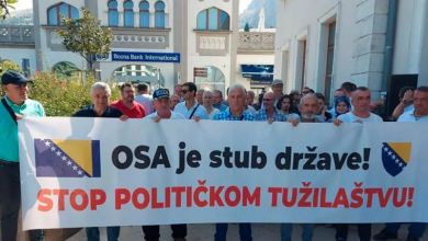 Photo of Protesti u znak podrške Osmici i u Mostaru: Ovo je udar na državu BiH