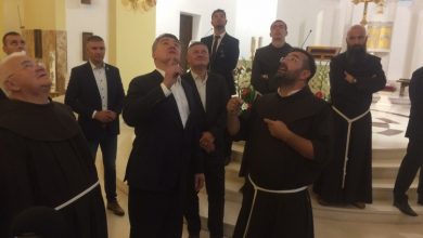 Photo of Milanović u Tomislavgradu obišao Franjevački samostan