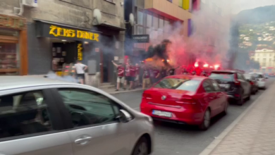Photo of VIDEO/Pogledajte prolazak navijača Sarajeva kroz grad