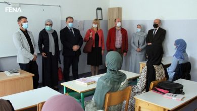 Photo of Hota-Muminović posjetom školama obilježila početak školske godine u KS