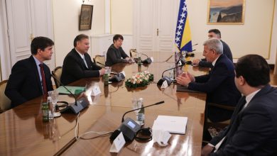 Photo of Džaferović nakon sastanka sa Escobarom: Mir i stabilnost će biti sačuvani, moramo razvijati regionalnu saradnju