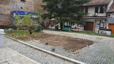 Photo of Uklonjen montažni objekt Turističke zajednice iz ulice Ćurčiluk mali