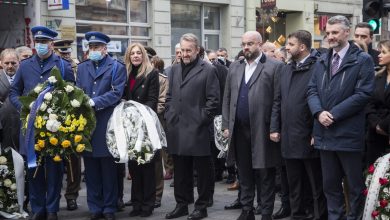 Photo of Povodom Dana državnosti položeno cvijeće kod Vječne vatre