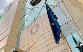 Photo of EU u BiH o odluci visokog predstavnika Schmidta: Korištenje Bonskih ovlasti je krajnja mjera