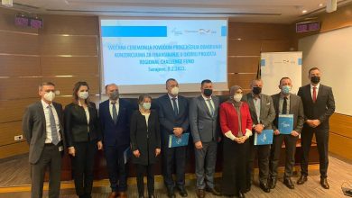 Photo of Srednjoškolskom centru iz Ilijaša skoro milion maraka  za ideju koju su osmislili  sa još četiri firme