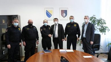 Photo of Potpisan Kolektivni ugovor sa Sindikatom policije KS: Veća primanja za specijalce