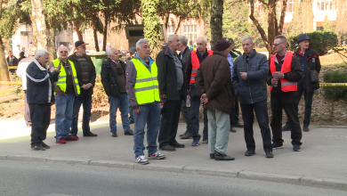 Photo of Protest penzionera ispred Parlamenta FBiH, nezadovoljni vanrednim usklađivanjem