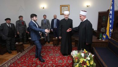 Photo of Tradicionalni prijem kod reisu-l-uleme Huseina ef. Kavazovića povodom Bajrama