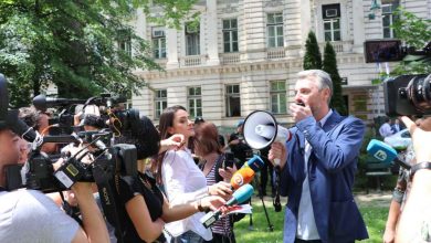 Photo of Forto i Nikolić sa studentima: Tražimo konkretne zahtjeve, usvojit ćemo najbolju varijantu zakona