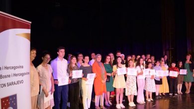 Photo of Promocija izvrsnosti: Naujspješniji učenici na kantonalnim takmičenjima dobili diplome