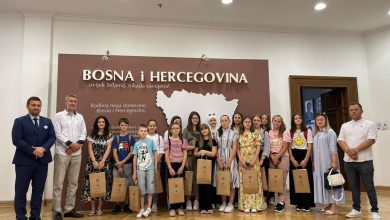 Photo of Ademović u Vijećnici upriličio prijem za djecu  iz povratničkih porodica manjeg bh.entiteta