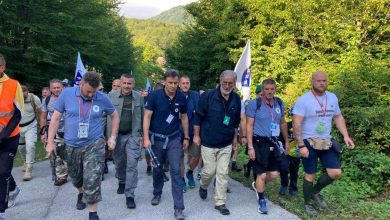 Photo of Premijer Novalić se pridružio učesnicima Marša mira