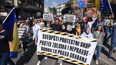 Photo of Protesti u Sarajevu : Građani iskazali nezadovoljstvo prema vlasti
