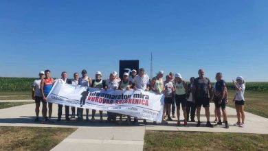 Photo of Ultramaratonci krenuli iz Vukovara za Potočare
