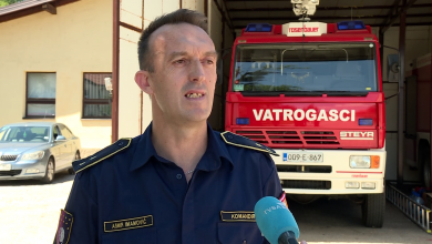 Photo of Tramvajski saobraćaj obustavljen, nevrijeme oborilo stablo na šine
