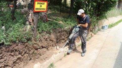 Photo of Nastavlja se izgradnja potpornih konstrukcija: U ulici Sedrenik radi se stabilizacija terena