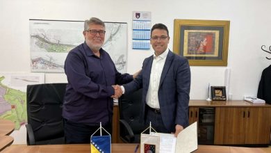 Photo of Hadžiahmetović potpisao sporazume u vrijednosti od 1.395.000 KM