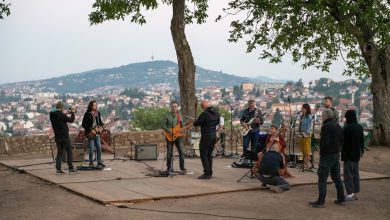 Photo of Neočekivano buđenje Sarajlija uz rock’n’roll sa Žute tabije