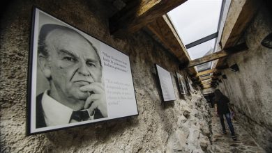 Photo of Izložba “Sjećanja” na Aliju Izetbegovića u Gazi Husrev-begovoj biblioteci
