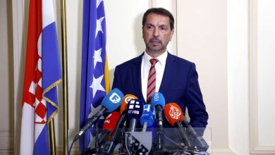 Photo of Predsjednik FBiH Čavara pomilovao Gašija