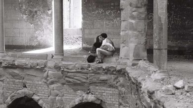 Photo of Iz spaljene Vijećnice: Ljubav uvijek pobjeđuje