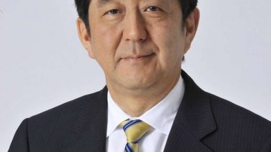 Photo of Uz cvijeće i pozdrave Japan se oprostio od ubijenog bivšeg premijera