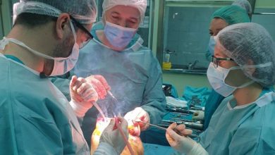 Photo of Ortopedi Opće bolnice ‘Prim. dr. Abdulah Nakaš’ ponovo rade operacije ugradnje vještačkog koljena