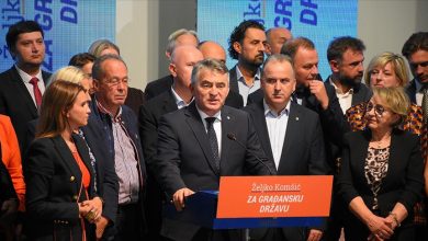 Photo of U izbornom štabu DF-a proglasili pobjedu Željka Komšića