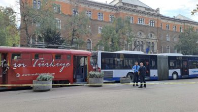 Photo of Tramvaj udario u autobus u centru grada