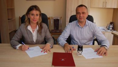Photo of Ministrica Prvulović u Bratuncu: Realizacijom infrastrukturnih projekata značajno će biti olakšan život povratnika