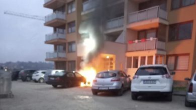 Photo of U Vogošći izgorio automobil, uviđaj u toku