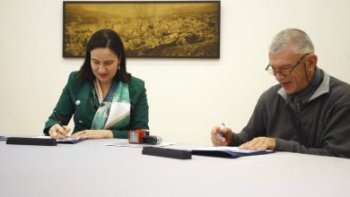 Photo of Potpisani ugovori o finansiranju i sufinansiranju Udruženja osoba sa cerebralnom paralizom KS i Instituta za majku i dijete- Bombon