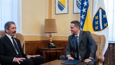 Photo of Bećirović se sastao s ambasadorom Palestine u BiH Namoorom