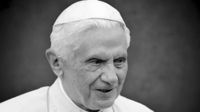 Photo of Preminuo bivši papa Benedikt XVI