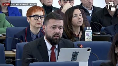 Photo of Protesti u 13,00 sati zbog SDP-ovog prijedloga za ministra