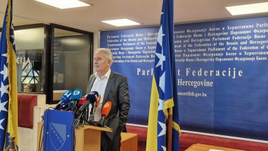 Photo of Lendo pozvao sve lidere političkih stranaka na dogovor, Čović neće doći