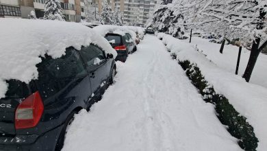 Photo of Otežano kretanje pješaka, snijeg usporio saobraćaj u glavnom gradu BiH