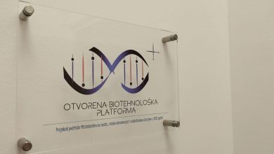 Photo of Predstavljena Otvorena biotehnološka platforma za 35. godišnjicu Instituta za genetičko inženjerstvo i biotehnologiju UNSA