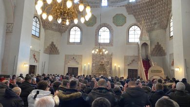 Photo of Klanjana dženaza u odsutnosti stradalim u zemljotresu u Turskoj i Siriji